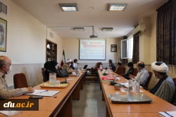 نشست رئیس و مسئولین دانشگاه فرهنگیان استان اصفهان با مدیر عامل و هئیت امناء بنیاد خیریه فرهنگی المهدی(ع) اصفهان 3