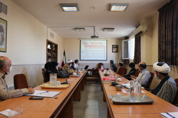 نشست رئیس و مسئولین دانشگاه فرهنگیان استان اصفهان با مدیر عامل و هئیت امناء بنیاد خیریه فرهنگی المهدی(ع) اصفهان 3