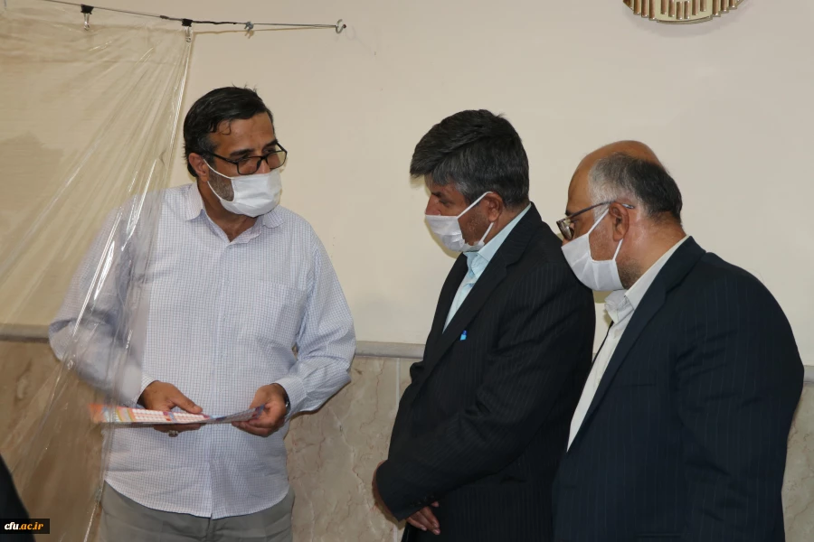 نشست رئیس و مسئولین دانشگاه فرهنگیان استان اصفهان با مدیر عامل و هئیت امناء بنیاد خیریه فرهنگی المهدی(ع) اصفهان 6