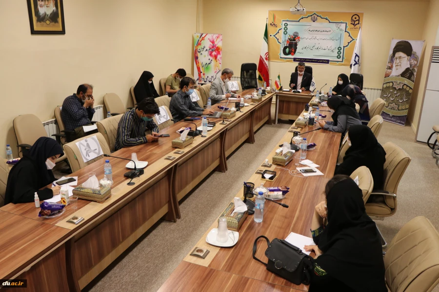 نشست خبری رئیس دانشگاه فرهنگیان استان اصفهان و آیین تجلیل از خبرنگاران 2