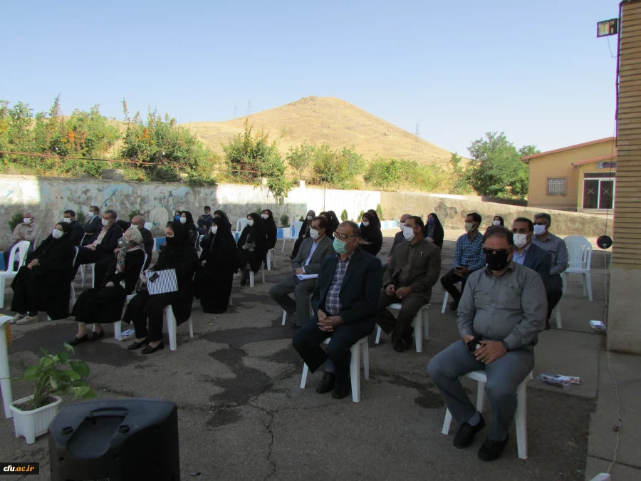 مراسم کلنگ زنی ساختمان آموزشی جدید پردیس حضرت زینب کبری(س) با حضور مسئولین استان برگزار شد
 6
