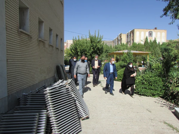 از روند ساخت و ساز و تعمیرات در پردیس حضرت زینب کبری(س) بازدید کرد
 7