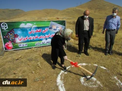 مراسم کلنگ زنی ساختمان آموزشی جدید پردیس حضرت زینب کبری(س) با حضور مسئولین استان برگزار شد
 5