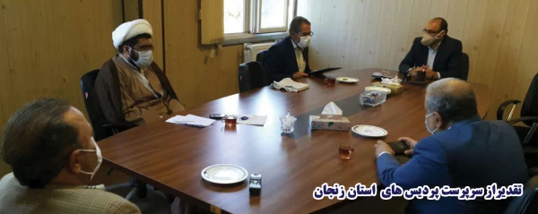 اهدای لوح تقدیر«طرح ملی اطعام مهدوی» به سرپرست پردیس های استانی 2