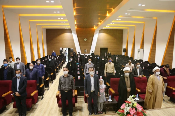 نقش دانشجو در تشکل ها نمایان می شود
 2