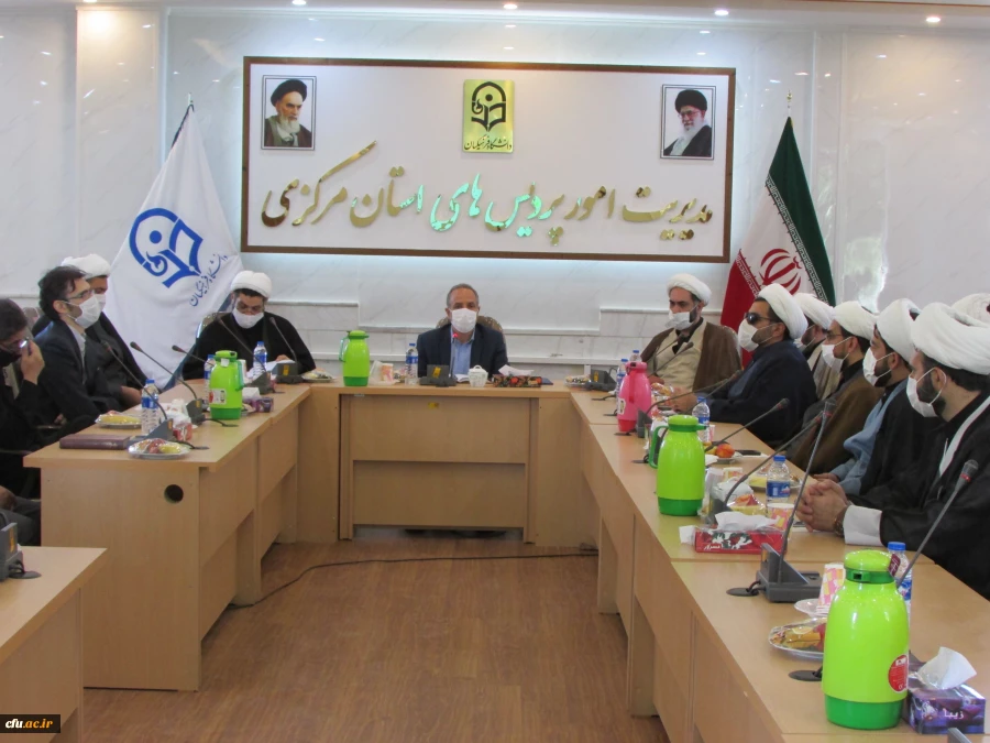 آیین تکریم و معارفه مسئول دفتر نهاد نمایندگی مقام معظم رهبری در دانشگاه فرهنگیان استان مرکزی برگزار شد
 2