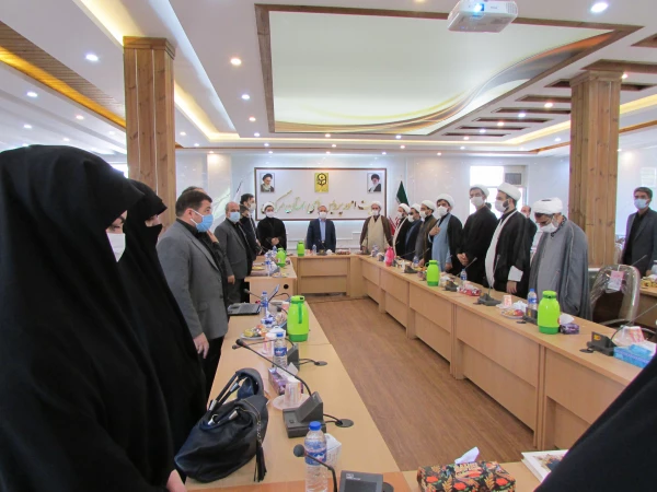 آیین تکریم و معارفه مسئول دفتر نهاد نمایندگی مقام معظم رهبری در دانشگاه فرهنگیان استان مرکزی برگزار شد
 3