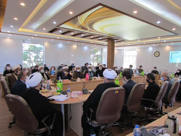 آیین تکریم و معارفه مسئول دفتر نهاد نمایندگی مقام معظم رهبری در دانشگاه فرهنگیان استان مرکزی برگزار شد
 4