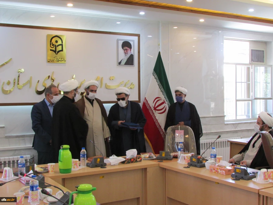 آیین تکریم و معارفه مسئول دفتر نهاد نمایندگی مقام معظم رهبری در دانشگاه فرهنگیان استان مرکزی برگزار شد
 5