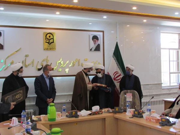 آیین تکریم و معارفه مسئول دفتر نهاد نمایندگی مقام معظم رهبری در دانشگاه فرهنگیان استان مرکزی برگزار شد
 6