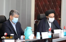 تعابیری نظیر«افسران سپاه پیشرفت کشور» که مقام معظم رهبری در مورد جایگاه و نقش معلم استفاده می کنند، به این برمی گردد که معلم یک عنصر بسیار مهم، اساسی،نقش آفرین و تأثیرگذار در عرصه تعلیم و تربیت است 2