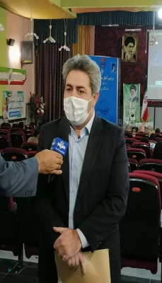 ما به ارتقای کیفیت در آموزش بها می دهیم و در این راستا از نکته نظرات و ایده های اساتید و دانشجویان استقبال می کنیم 4