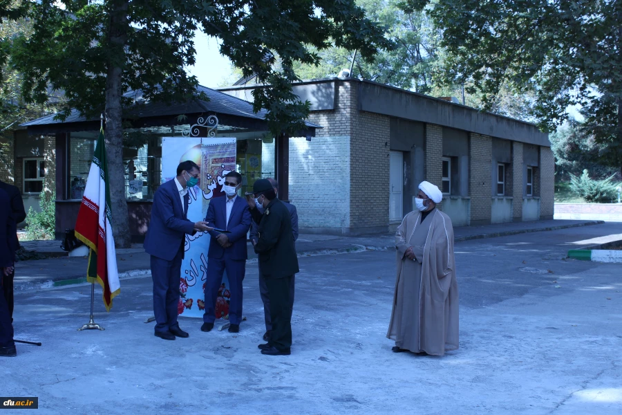 دفاع مقدس یک دانشگاه بود 5