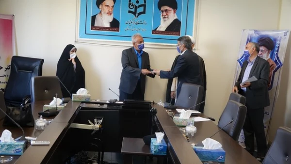 تجلیل از اعضای شورای امر به معروف و نهی از منکر دانشگاه فرهنگیان استان کردستان 3