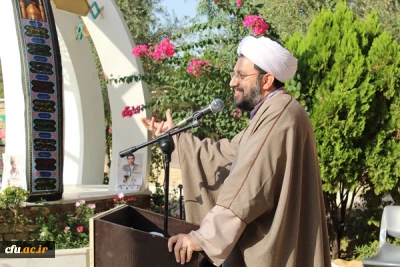 در جوار شهید گمنام دانشگاه فرهنگیان - پردیس حضرت معصومه(س) قم برگزار شد:

مراسم گرامیداشت هفته دفاع مقدس و تجلیل از یادگاران هشت سال دفاع مقدس