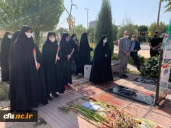 مراسم تجدید میثاق با آرمان های شهدا در دانشگاه فرهنگیان استان مرکزی برگزار شد
 3