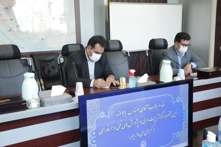 ارتباط اثربخش با سایر مراکز علمی کشور از برنامه های اولویت دار دانشگاه فرهنگیان است

 11