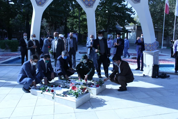 تکمیل و رونمایی از المان شهدای گمنام و خوشنام دانشگاه فرهنگیان خراسان رضوی 2