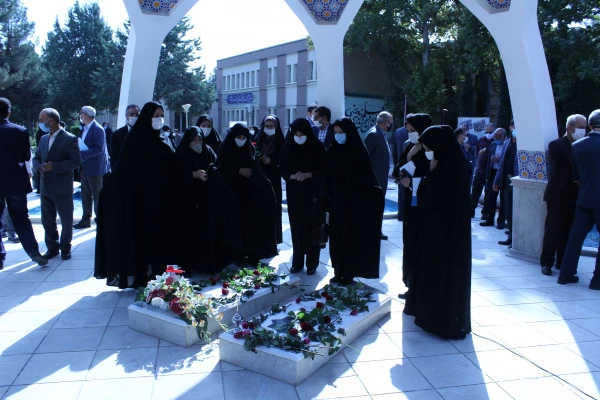 تکمیل و رونمایی از المان شهدای گمنام و خوشنام دانشگاه فرهنگیان خراسان رضوی 3