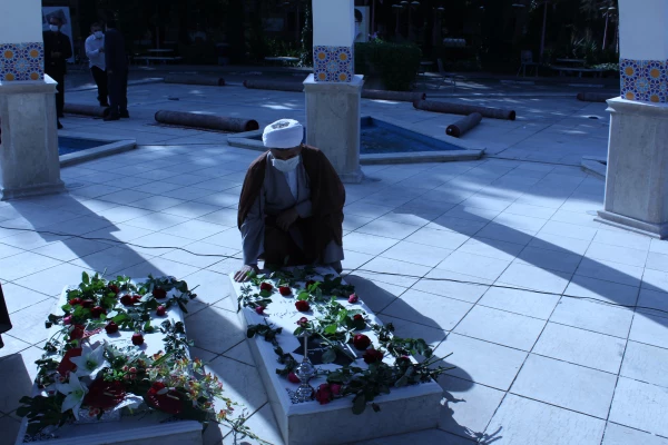 تکمیل و رونمایی از المان شهدای گمنام و خوشنام دانشگاه فرهنگیان خراسان رضوی 4