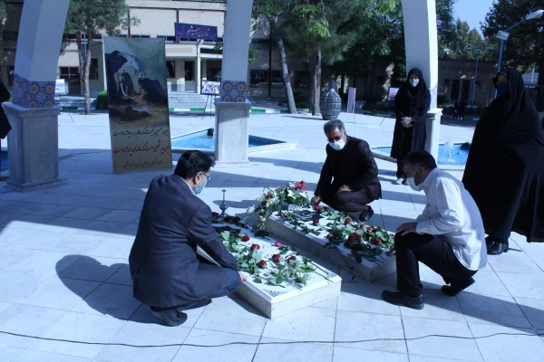 تکمیل و رونمایی از المان شهدای گمنام و خوشنام دانشگاه فرهنگیان خراسان رضوی 5