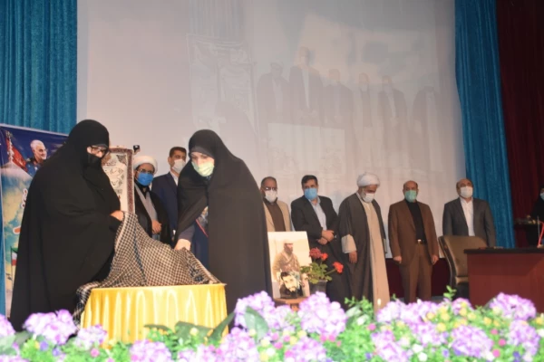 آیین گرامیداشت هفته دفاع مقدس و یادواره شهدای تربیت معلم استان تهران برگزار شد 5