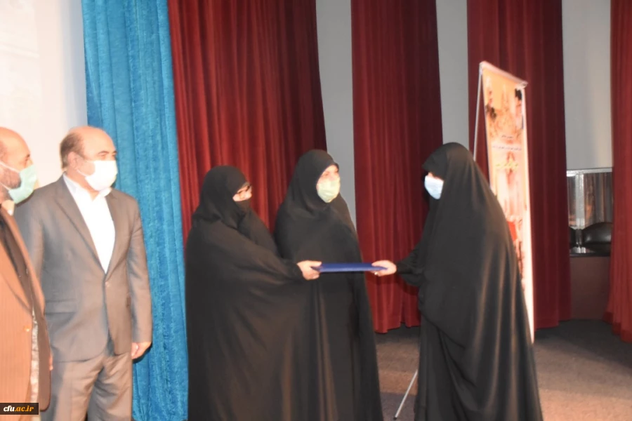 آیین گرامیداشت هفته دفاع مقدس و یادواره شهدای تربیت معلم استان تهران برگزار شد 10