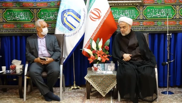 دیدار دکتر یحیی معروفی و مسئولین دانشگاه فرهنگیان استان کردستان با نماینده ولی فقیه در کردستان 8