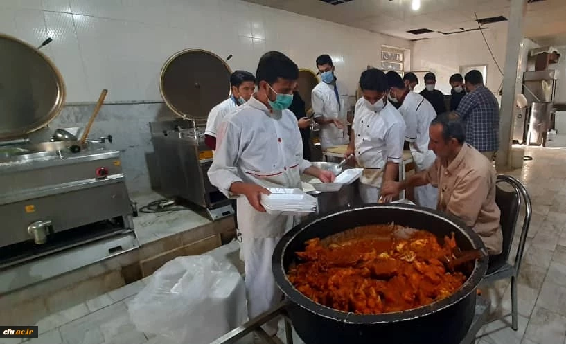 توزیع کمکهای مومنانه موکب شهدای تربیت معلم دانشگاه فرهنگیان کرمانشاه بمناسبت اربعین حسینی 4