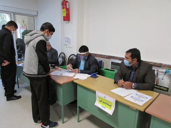 رئیس دانشگاه فرهنگیان استان مرکزی از مراحل انجام مصاحبه داوطلبان ورود به دانشگاه فرهنگیان بازدید کرد
 2