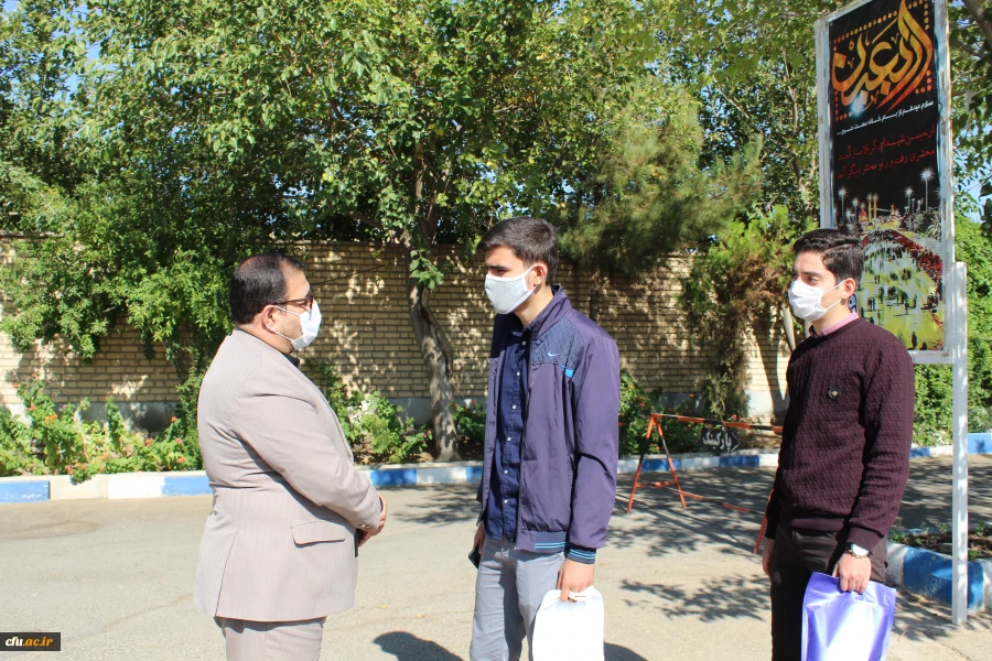 بازدید حسن محمدپور از مصاحبه قبول شدگان چند برابر ظرفیت ورودی99
 2