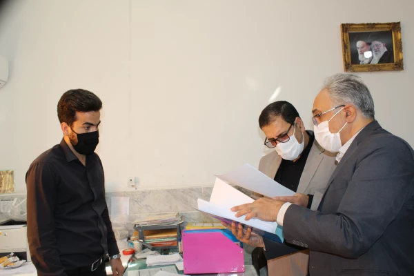 بازدید حسن محمدپور از مصاحبه قبول شدگان چند برابر ظرفیت ورودی99
 2