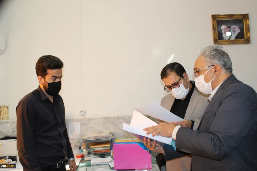 بازدید حسن محمدپور از مصاحبه قبول شدگان چند برابر ظرفیت ورودی99
 2