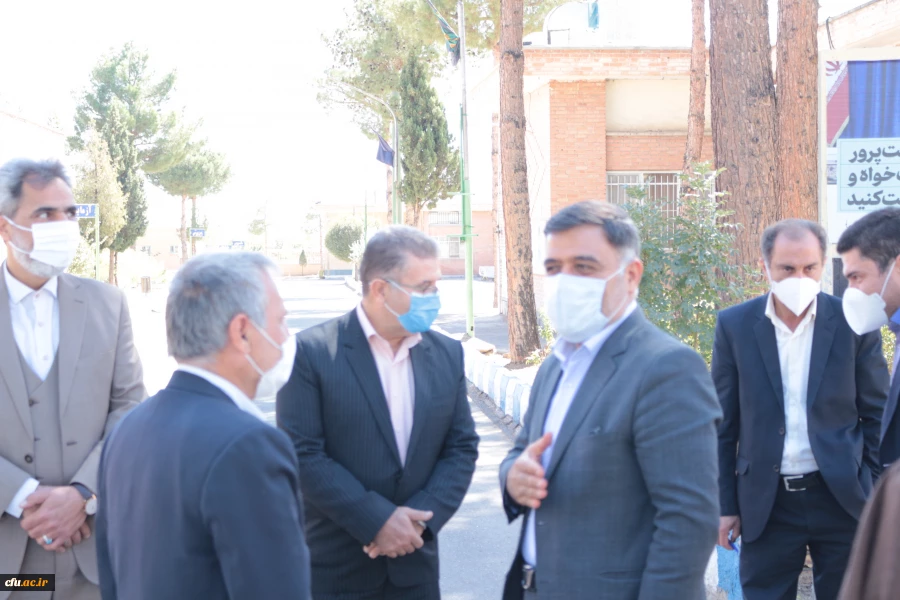ازدید مدیر کل آموزش و پرورش استان سمنان از روند مصاحبه داوطلبان ورود به دانشگاه فرهنگیان 2