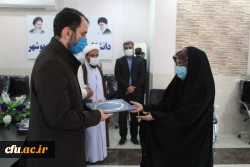 تکریم و معارفه مسئولان بسیج دانشجویی پردیس های دانشگاه فرهنگیان بوشهر برگزار شد
 7