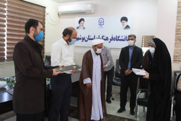 تکریم و معارفه مسئولان بسیج دانشجویی پردیس های دانشگاه فرهنگیان بوشهر برگزار شد
 10