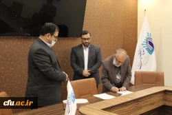 امضاء تفاهم نامه همکاری فی مابین دانشگاه فرهنگیان استان قم و موسسه نور المجتبی 4