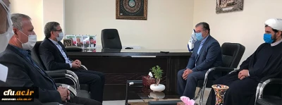 در جلسه مشترک سرپرست مدیریت امور پردیس های استانی با نماینده مردم سمنان در مجلس بررسی شد:

پیگیری اقدامات انجام شده زمین 60 هکتاری احداث دانشگاه جامع دانشگاه فرهنگیان استان سمنان