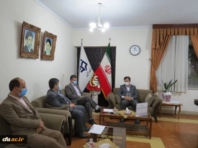  نشست دکتر صفری سرپرست  امور پردیس ها ی دانشگاه فرهنگیان گیلان با رییس مجمع خیرین حامیان دانشگاه گیلان