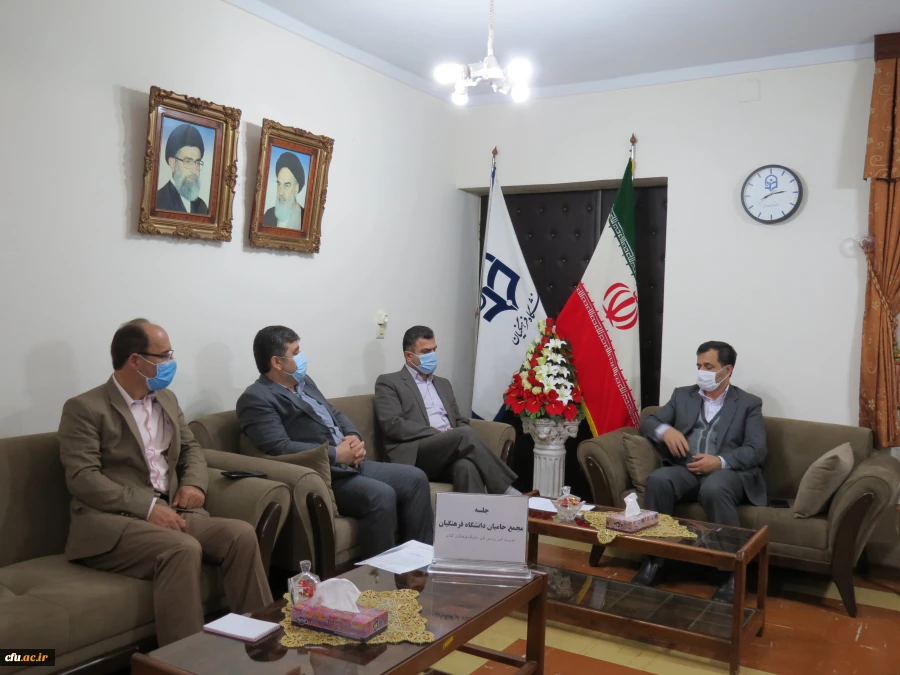  نشست دکتر صفری سرپرست  امور پردیس ها ی دانشگاه فرهنگیان گیلان با رییس مجمع خیرین حامیان دانشگاه گیلان 4