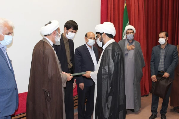 آیین تودیع و معارفه مسئول دفتر نهاد نمایندگی مقام معظم رهبری در دانشگاه فرهنگیان استان لرستان برگزار شد 8