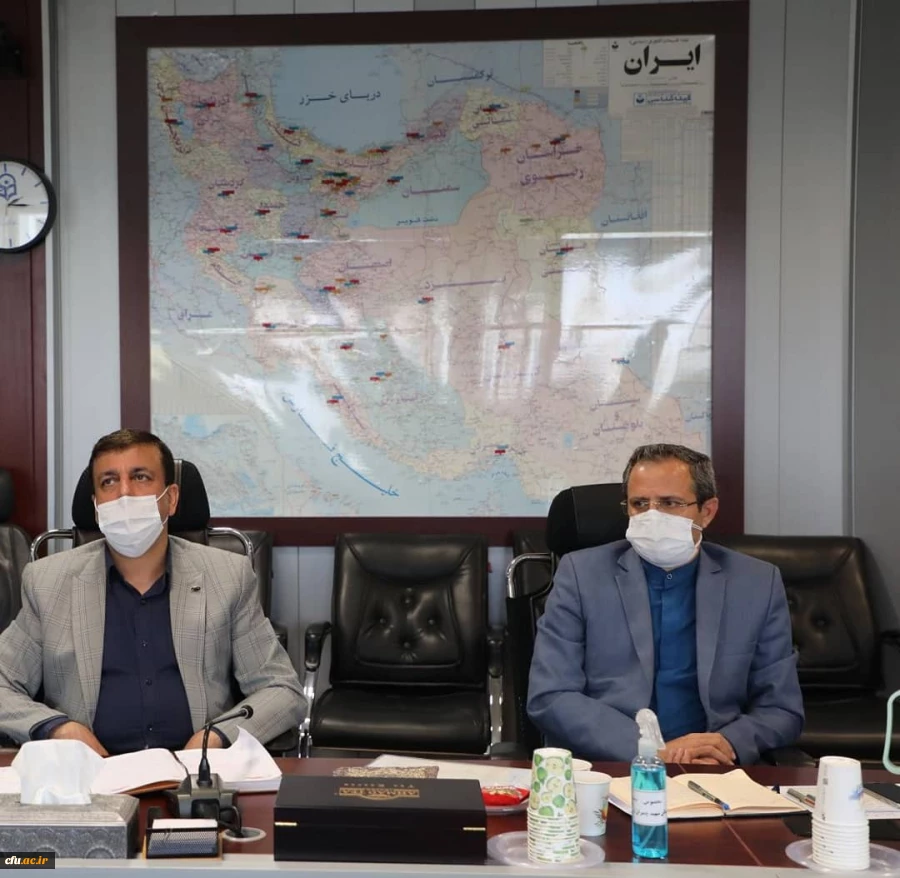 ارائه و اجرای طرح جامع توانمند سازی پژوهشی اعضای هیات علمی در دانشگاه فرهنگیان
 4