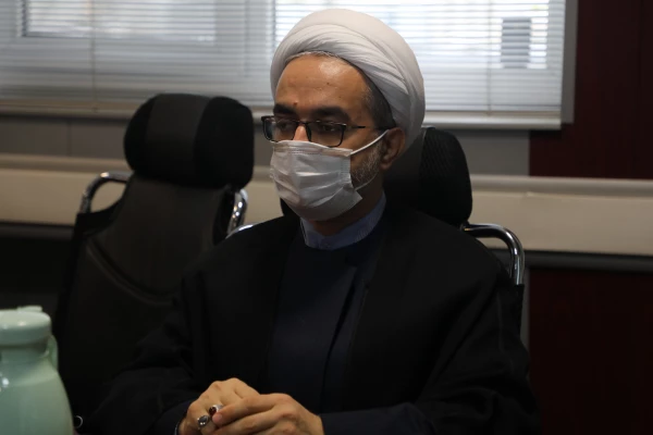 ترویج فرهنگ اقامه نماز، کاهش آسیب های اجتماعی را به دنبال دارد 14