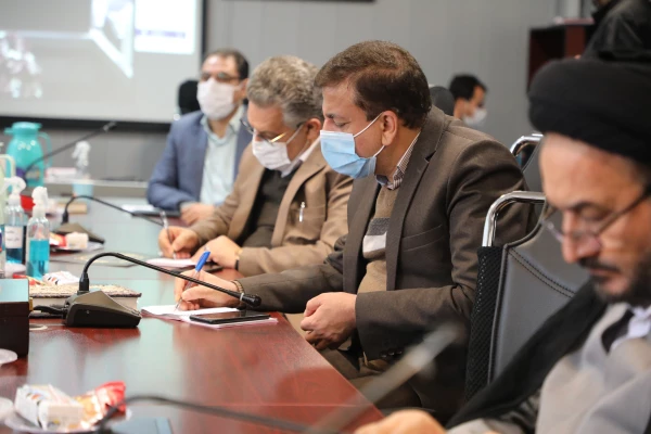 ترویج فرهنگ اقامه نماز، کاهش آسیب های اجتماعی را به دنبال دارد 15