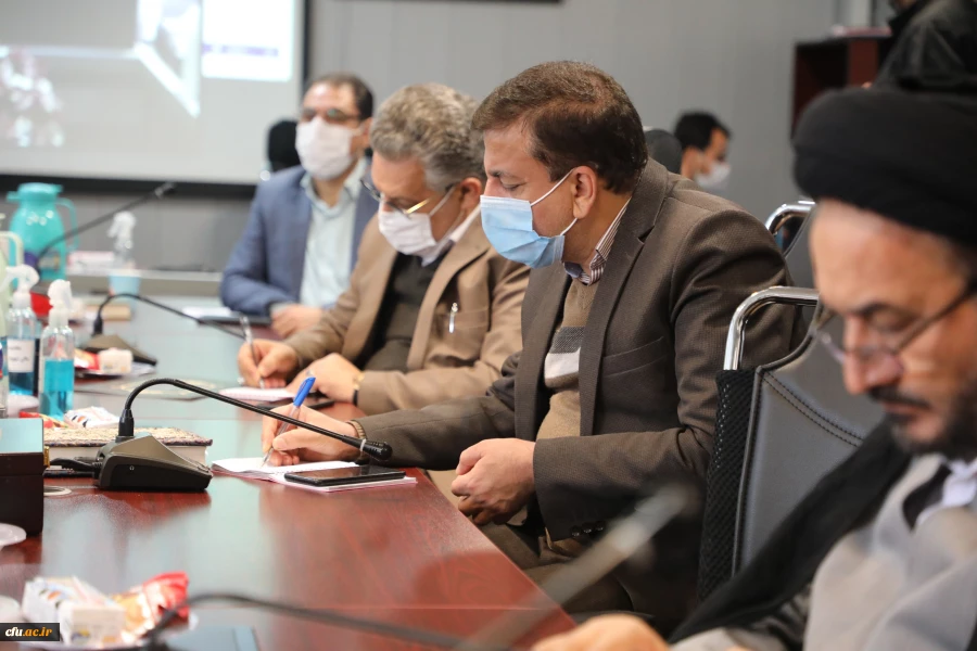 ترویج فرهنگ اقامه نماز، کاهش آسیب های اجتماعی را به دنبال دارد 15