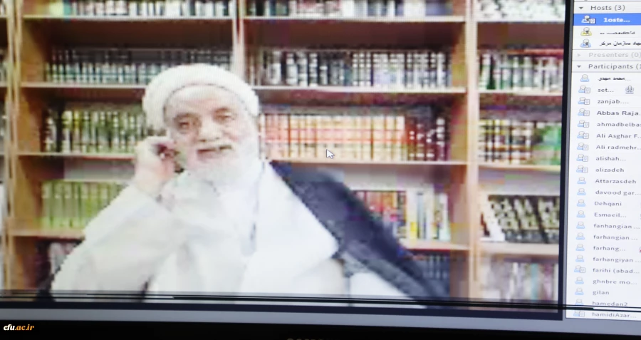 معلم، نجات دهنده انسان است.
 2