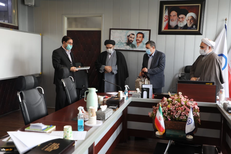 قدردانی از زحمات مشاور رئیس دانشگاه فرهنگیان در امور مجلس 2