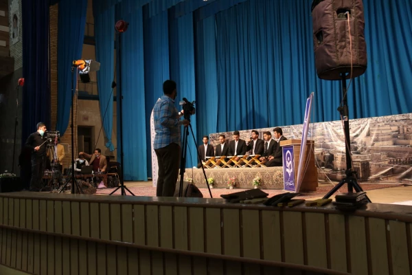 دومین هفته از طرح ملی دوشنبه های قرآنی به میزبانی استان های یزد و اصفهان برگزار شد 9