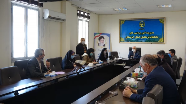 جلسه تکریم و معارفه اعضای شورای صنفی-رفاهی دانشجومعلمان پردیس های دانشگاه فرهنگیان کردستان 5