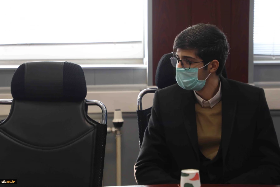 دکتر خنیفر 9